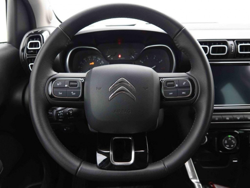 Photo 8 de l'offre de CITROEN C3 Aircross 1.2 T 110 Plus à 17946€ chez Carlyss automobiles Vitré