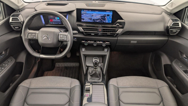 Photo 7 de l'offre de CITROEN C4 PureTech 130 S&S BVM6 Shine à 17846€ chez Carlyss automobiles Vitré