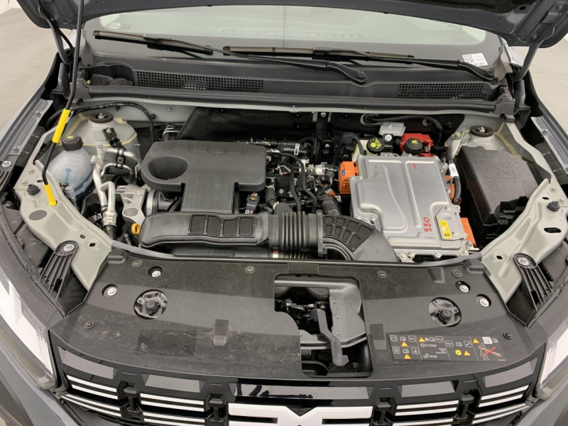 Photo 21 de l'offre de Dacia Jogger Hybrid 140 7 places GSR2 Extreme + à 25998€ chez Carlyss automobiles Vitré