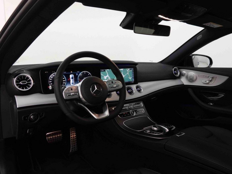 Photo 7 de l'offre de Mercedes E-Klasse 300d 245 Coupé 9g-Tronic AMG-Line Premium à 42041€ chez Carlyss automobiles Vitré