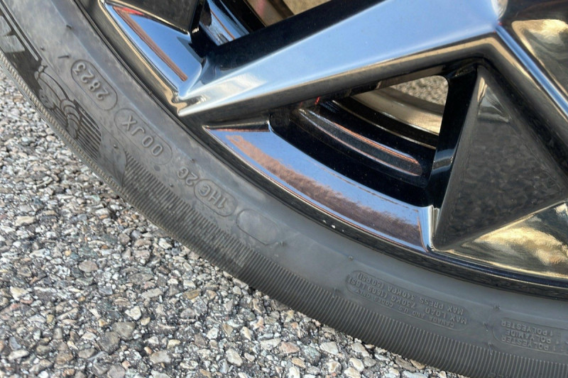 Photo 17 de l'offre de DS DS4 PureTech 130 EAT8 Performance Line+ à 22280€ chez Carlyss automobiles Vitré