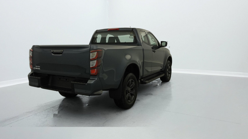 Photo 6 de l'offre de ISUZU D-MAX 1.9 4X4 SPACE CAB N60 NSPORT  AT à 45846€ chez Carlyss automobiles Vitré