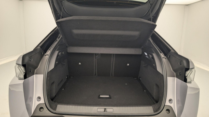 Photo 11 de l'offre de PEUGEOT 3008 Hybrid 145 e-DCS6 GT à 34998€ chez Carlyss automobiles Vitré