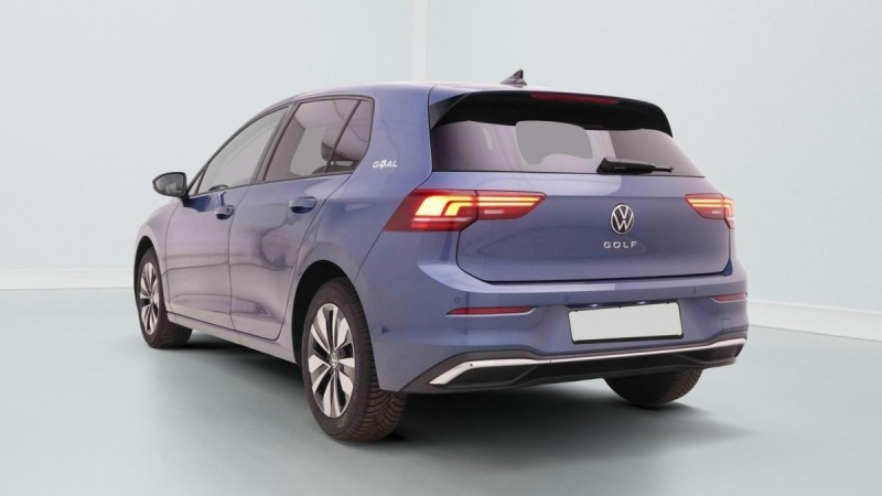 Photo 2 de l'offre de VOLKSWAGEN GOLF 1.5 TSi Edition à 29198€ chez Carlyss automobiles Vitré
