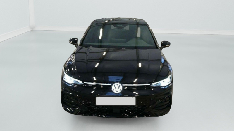 Photo 2 de l'offre de VOLKSWAGEN GOLF Golf 2.0 TDI 150 DSG7 R-Line à 37498€ chez Carlyss automobiles Vitré