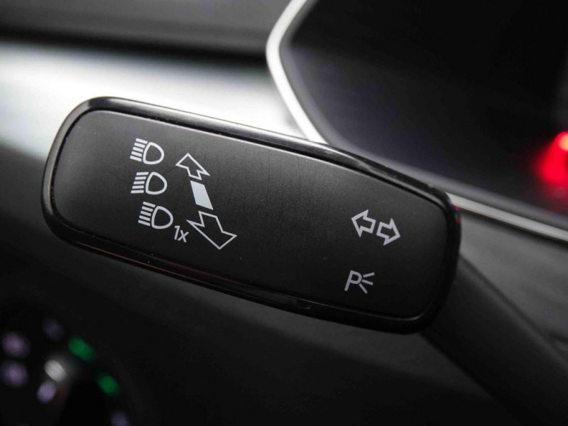 Photo 20 de l'offre de SKODA Superb 1.4 TSi 218 PHEV Combi Edition à 32177€ chez Carlyss automobiles Vitré