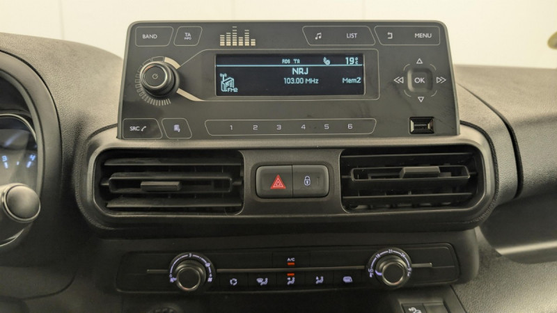 Photo 14 de l'offre de CITROEN BERLINGO VAN M 650 BLUEHDI 100 S&S CLUB à 13287€ chez Carlyss automobiles Vitré