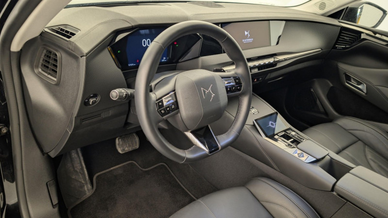 Photo 15 de l'offre de DS DS4 PureTech 130 EAT8 Rivoli à 22426€ chez Carlyss automobiles Vitré