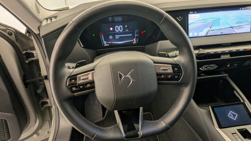 Photo 21 de l'offre de DS DS4 PureTech 130 EAT8 Rivoli à 23370€ chez Carlyss automobiles Vitré