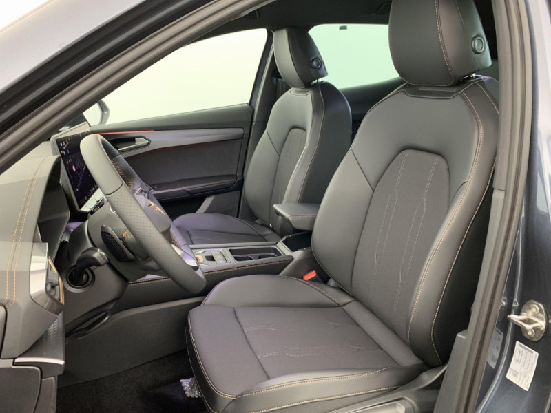 Photo 20 de l'offre de Cupra FORMENTOR NOUVEAU 1.5 ETSI HYBRID 150 CH DSG7 V à 34598€ chez Carlyss automobiles Vitré