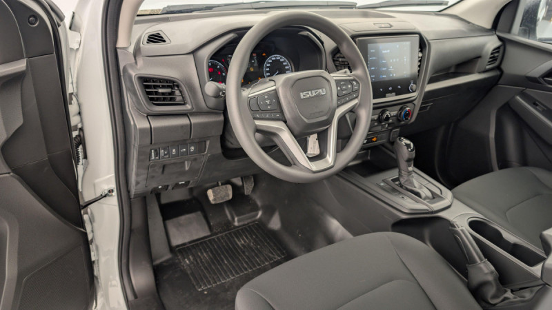 Photo 13 de l'offre de ISUZU D-MAX 1.9 4X4 SPACE CAB N60 B+ AT à 38686€ chez Carlyss automobiles Vitré