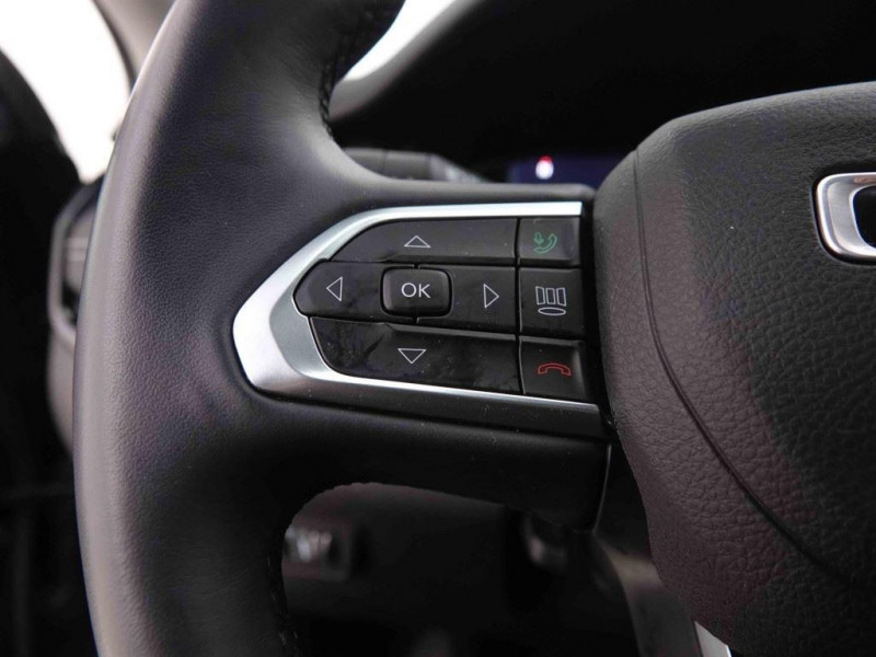 Photo 10 de l'offre de JEEP Compass 1.5 T4 130 DCT à 28198€ chez Carlyss automobiles Vitré