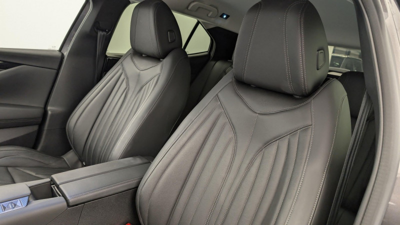 Photo 16 de l'offre de DS DS4 PureTech 130 EAT8 Rivoli à 24808€ chez Carlyss automobiles Vitré