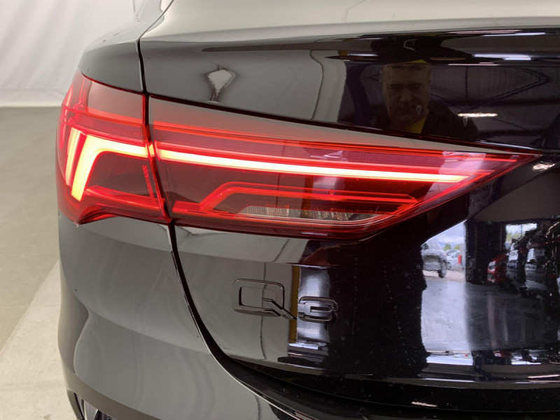 Photo 13 de l'offre de AUDI Q3 Sportback 35 TDI 150 ch S tronic 7 S line plus à 47998€ chez Carlyss automobiles Vitré