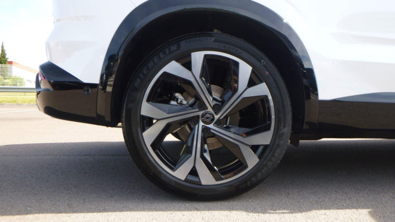 Photo 4 de l'offre de Renault Austral Austral E-Tech full hybrid 200 GSR2 Techno esprit Alpine à 37098€ chez Carlyss automobiles Vitré