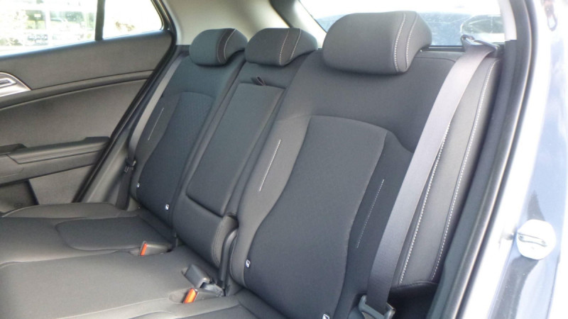 Photo 6 de l'offre de KIA SPORTAGE Sportage 1.6 CRDi 136ch MHEV DCT7 4x2 Active à 33998€ chez Carlyss automobiles Vitré