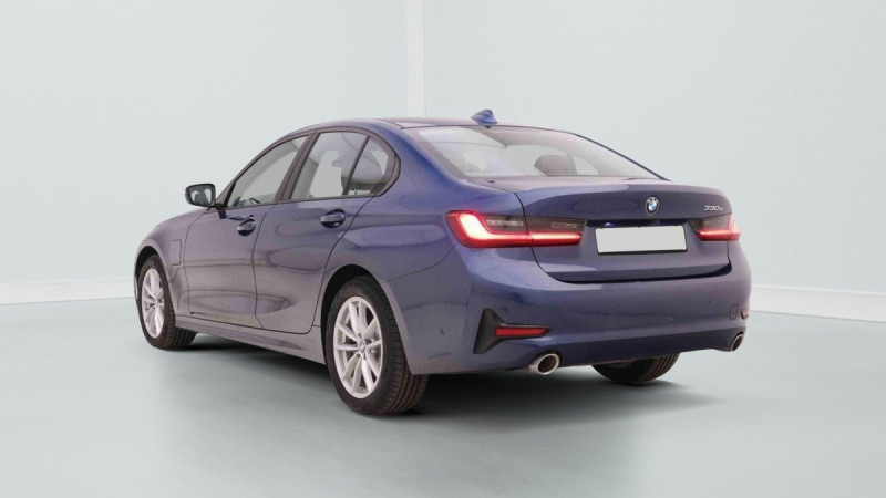 Photo 4 de l'offre de Bmw 3 330e 292 PHEV Business Edition à 34098€ chez Carlyss automobiles Vitré