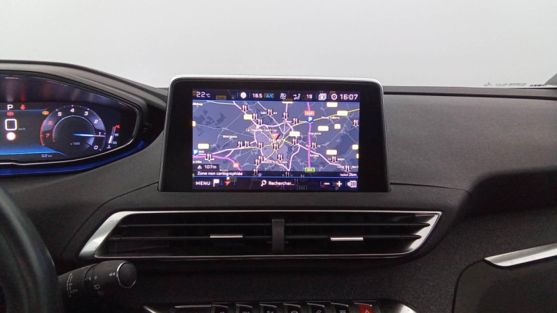 Photo 6 de l'offre de PEUGEOT 5008 PureTech 130ch S&S EAT8 Allure à 23598€ chez Carlyss automobiles Vitré
