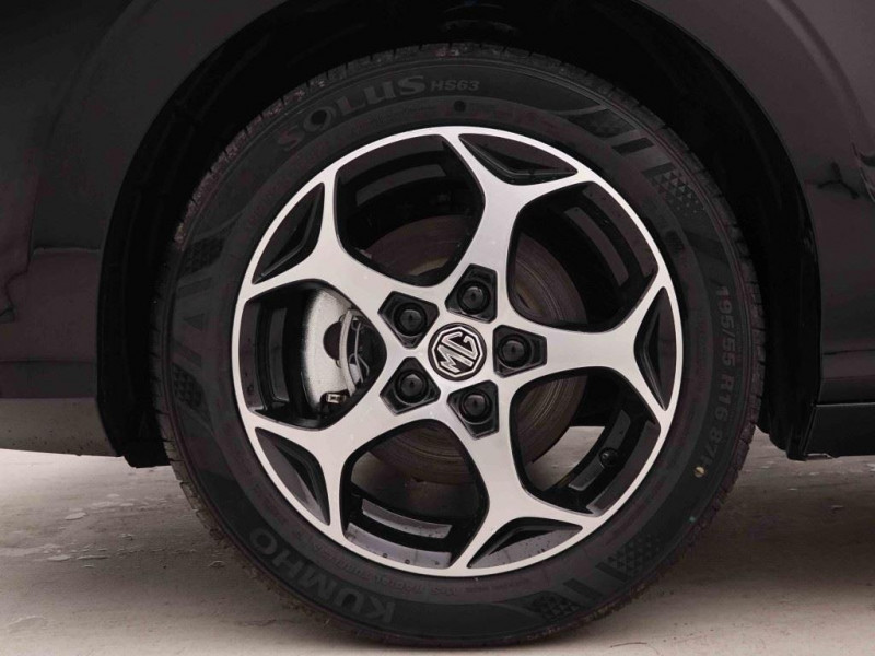 Photo 15 de l'offre de MG Motor MG3 1.5i 115 Comfort à 19121€ chez Carlyss automobiles Vitré