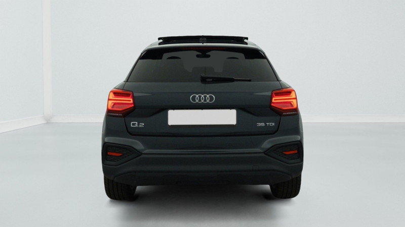 Photo 6 de l'offre de AUDI Q2 35 TDI 150 S tronic 7 Design à 38498€ chez Carlyss automobiles Vitré