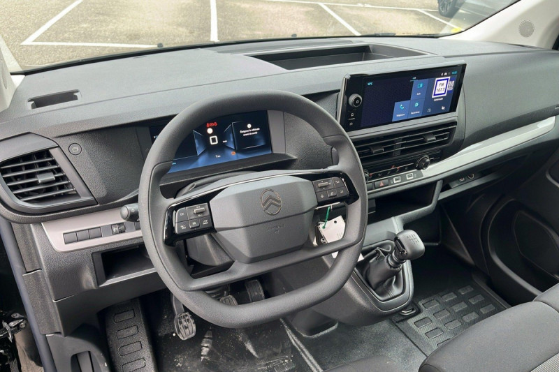 Photo 12 de l'offre de CITROEN Jumpy Fourgon M BLUEHDI 120 S&S BVM6 à 24837€ chez Carlyss automobiles Vitré