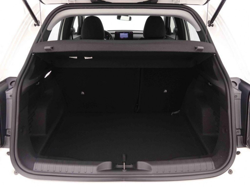 Photo 6 de l'offre de Fiat 600 1.2 HYBRID 110 DCT POP à 24798€ chez Carlyss automobiles Vitré