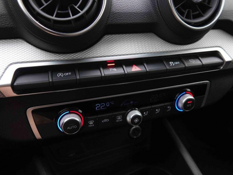 Photo 14 de l'offre de AUDI Q2 35 TFSi 150 S-Tronic Edition à 27202€ chez Carlyss automobiles Vitré