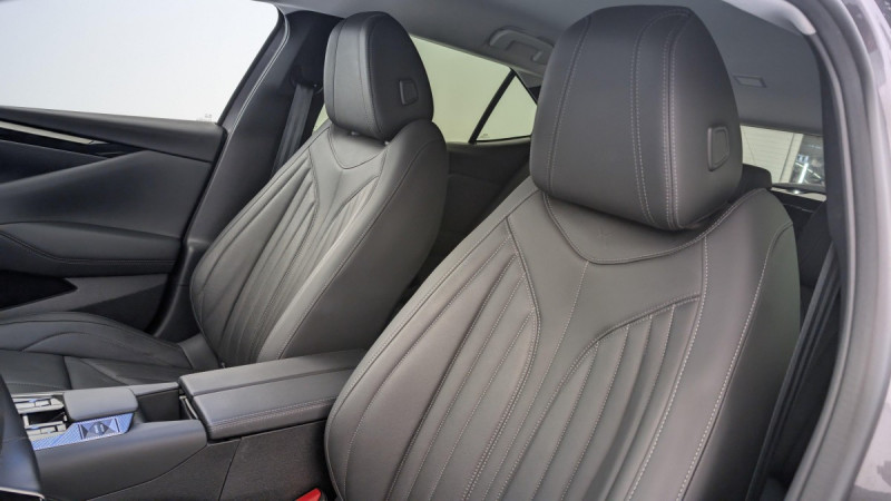 Photo 15 de l'offre de DS DS4 PureTech 130 EAT8 Rivoli à 24117€ chez Carlyss automobiles Vitré