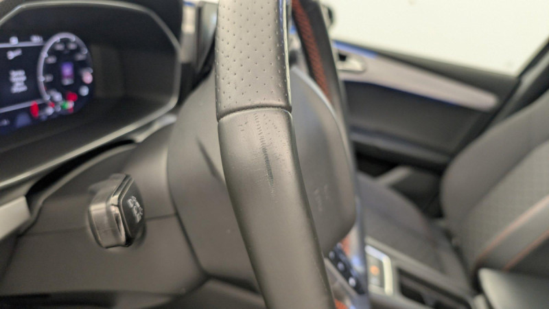 Photo 24 de l'offre de SEAT Leon E-HYBRID 204 CH DSG6 FR à 22143€ chez Carlyss automobiles Vitré