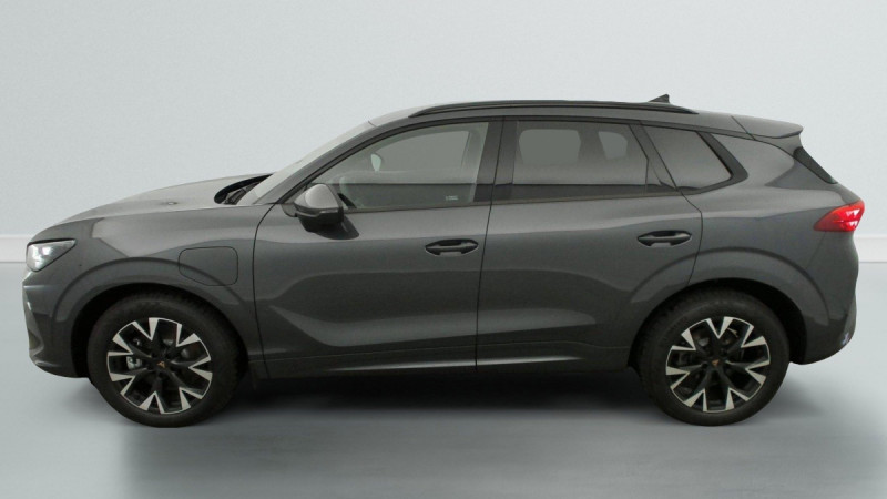 Photo 4 de l'offre de Cupra Terramar 1.5 eHybrid 204 ch DSG6 V à 40998€ chez Carlyss automobiles Vitré