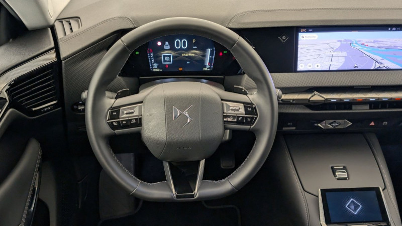 Photo 14 de l'offre de DS DS4 PureTech 130 EAT8 Rivoli à 21643€ chez Carlyss automobiles Vitré