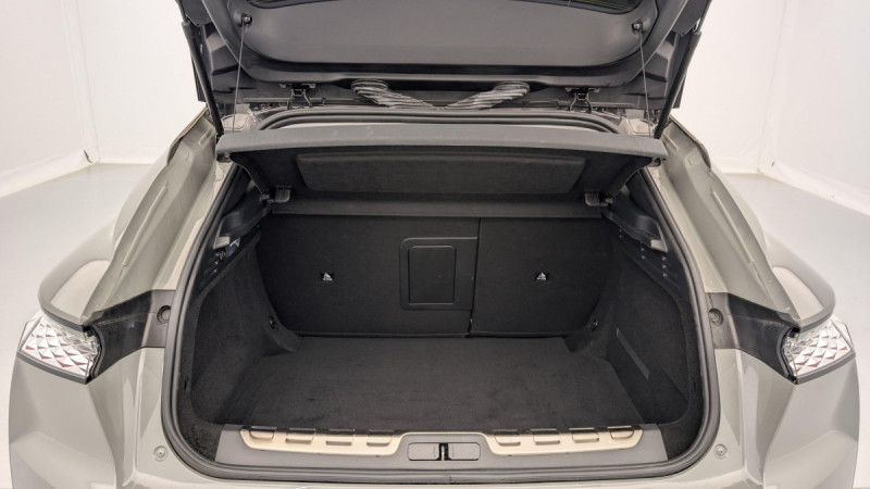 Photo 11 de l'offre de DS DS4 PureTech 130 EAT8 Rivoli à 23978€ chez Carlyss automobiles Vitré