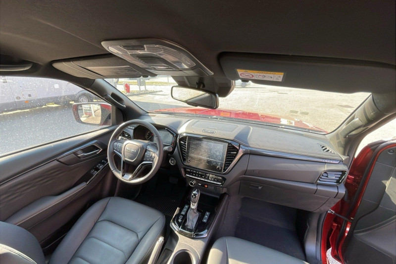 Photo 11 de l'offre de ISUZU D-MAX 1.9 4X4 SPACE CAB N60 NSPORT  AT à 45846€ chez Carlyss automobiles Vitré