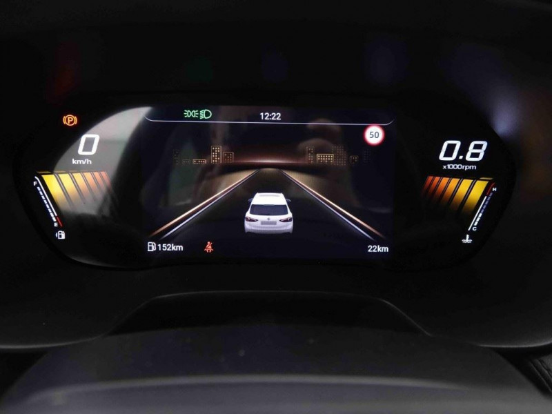 Photo 8 de l'offre de MG Motor ZS 1.5i 115 Comfort à 23534€ chez Carlyss automobiles Vitré