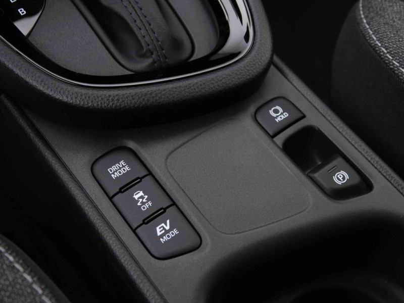 Photo 9 de l'offre de Toyota Yaris Cross 1.5 HYBRID 130 à 30398€ chez Carlyss automobiles Vitré