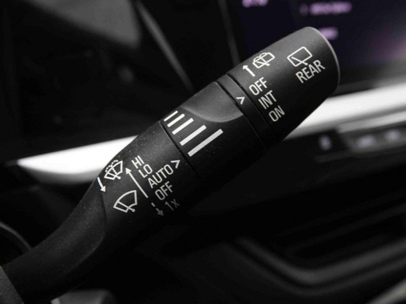 Photo 13 de l'offre de OPEL Grandland 1.2T 130 AT GS-Line à 28598€ chez Carlyss automobiles Vitré