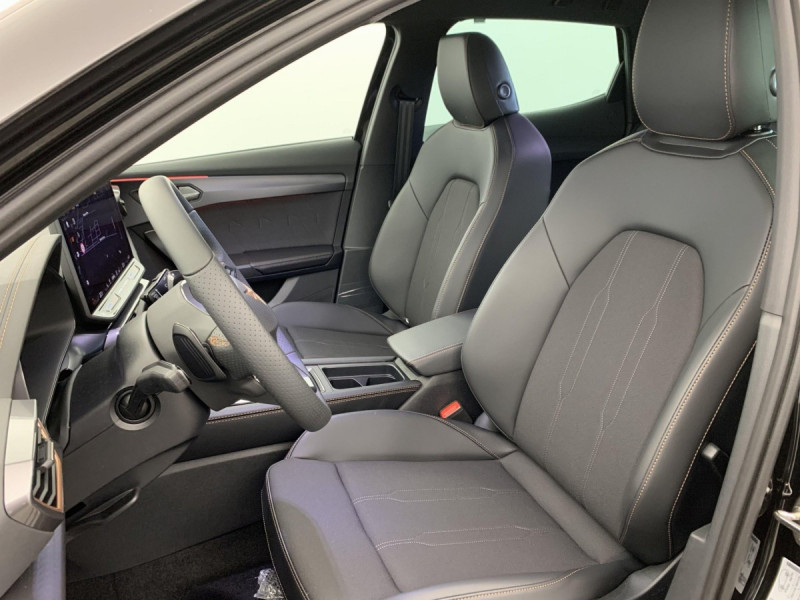 Photo 20 de l'offre de Cupra FORMENTOR NOUVEAU 1.5 ETSI HYBRID 150 CH DSG7 V à 34598€ chez Carlyss automobiles Vitré