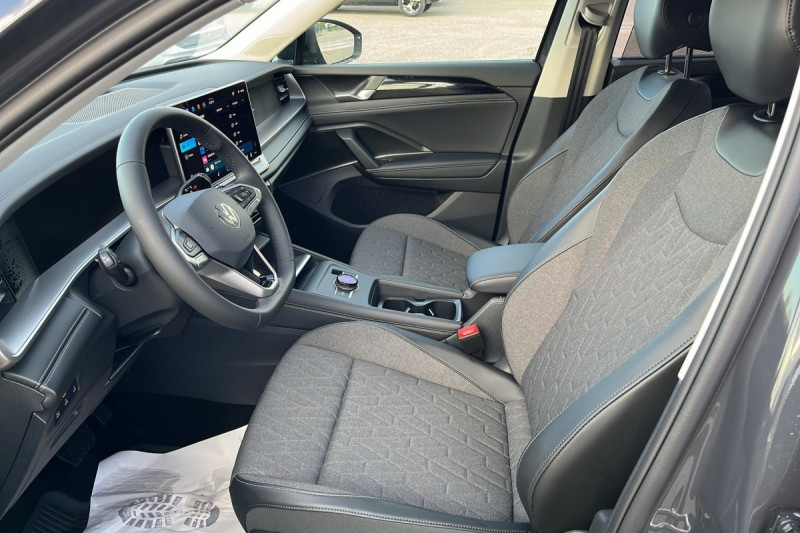 Photo 8 de l'offre de Volkswagen Tayron 1.5 eTSI 150ch DSG7 7pl Life Plus à 40598€ chez Carlyss automobiles Vitré