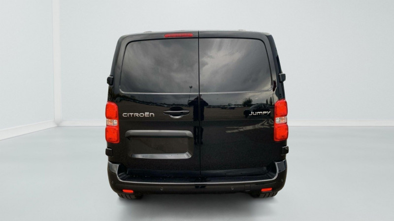 Photo 3 de l'offre de CITROEN Jumpy Fourgon M BLUEHDI 180 S&S EAT8 à 31257€ chez Carlyss automobiles Vitré
