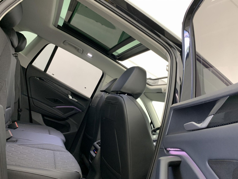 Photo 4 de l'offre de VOLKSWAGEN TIGUAN NOUVEAU 1.5 eTSI 150CV DSG7 LIFE PLUS à 40498€ chez Carlyss automobiles Vitré