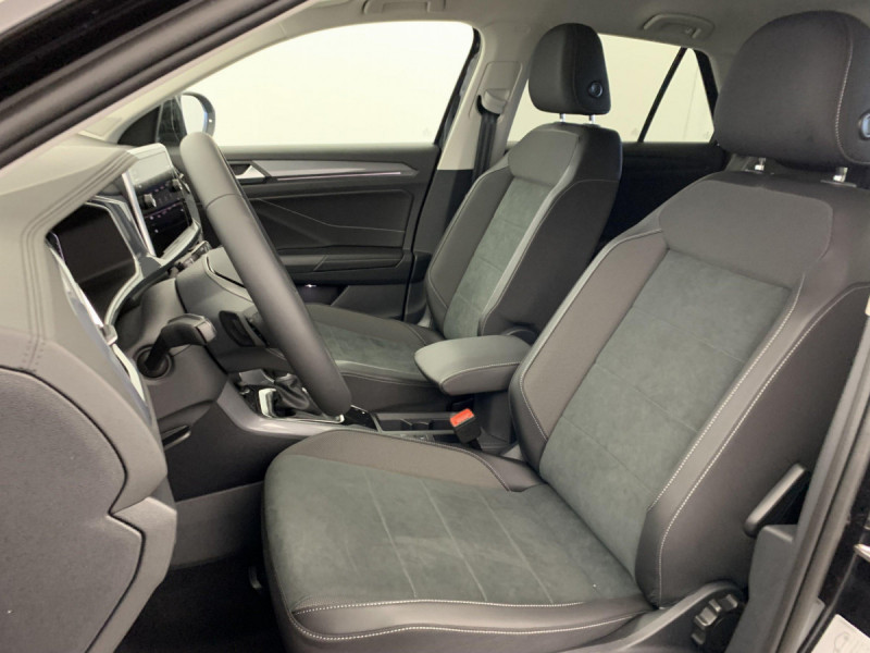 Photo 20 de l'offre de VOLKSWAGEN T-roc 1.5 TSI EVO2 150 Start/Stop DSG7 Style à 30998€ chez Carlyss automobiles Vitré