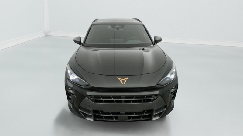 Photo 2 de l'offre de Cupra Terramar 1.5 eTSI Hybrid 150 ch DSG7 V à 35998€ chez Carlyss automobiles Vitré