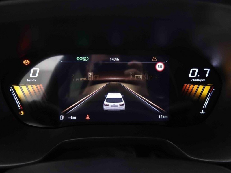 Photo 12 de l'offre de MG Motor ZS 1.5i 115 Comfort à 23006€ chez Carlyss automobiles Vitré