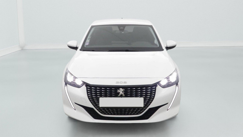 Photo 2 de l'offre de PEUGEOT 208 PureTech 100 S&S EAT8 Allure à 16598€ chez Carlyss automobiles Vitré