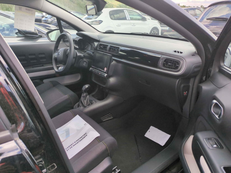 Photo 2 de l'offre de CITROEN C3 PureTech 83 ch BVM5 Plus à 12798€ chez Carlyss automobiles Vitré