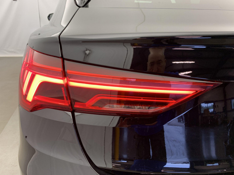 Photo 13 de l'offre de AUDI Q3 Sportback 35 TDI 150 ch S tronic 7 S line à 48598€ chez Carlyss automobiles Vitré