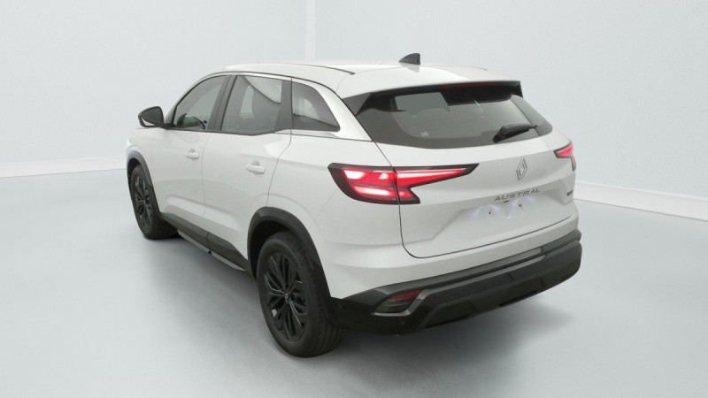 Photo 5 de l'offre de Renault AUSTRAL NOUVEAU FULL HYBRID E-TECH 200 CH EVOLUTION à 32598€ chez Carlyss automobiles Vitré