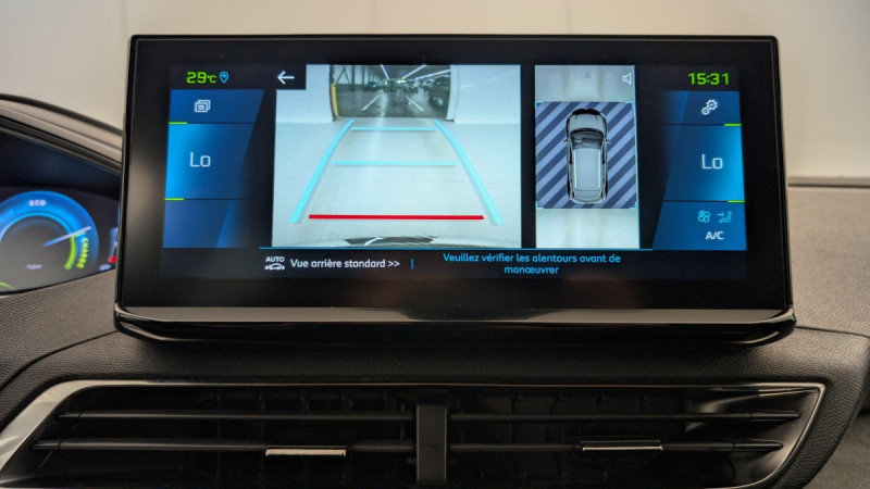 Photo 18 de l'offre de PEUGEOT 3008 Hybrid4 300 e-EAT8 GT à 27370€ chez Carlyss automobiles Vitré