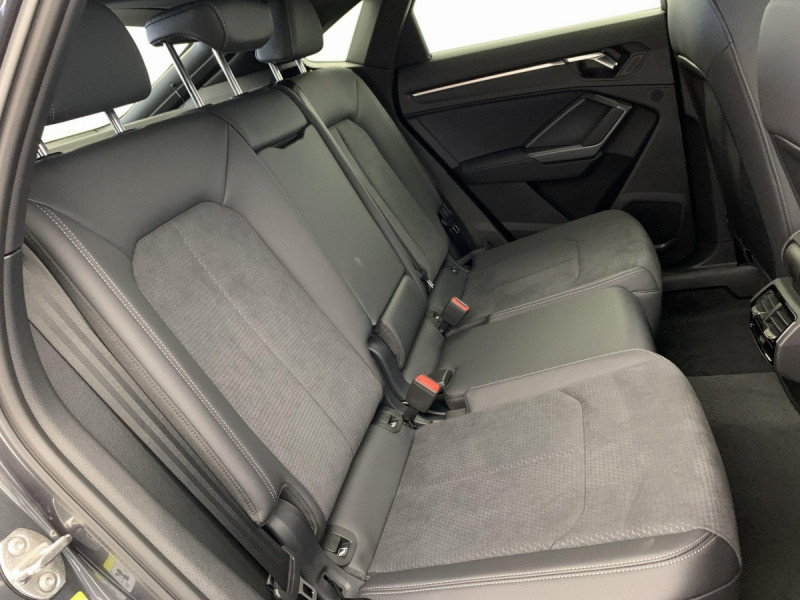 Photo 10 de l'offre de AUDI Q3 Sportback 35 TDI 150 ch S tronic 7 S line à 47998€ chez Carlyss automobiles Vitré