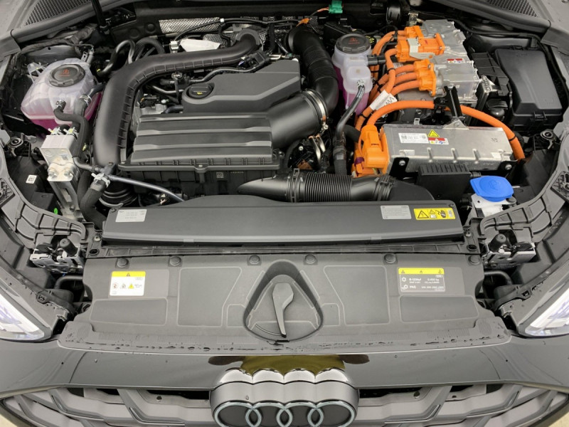 Photo 10 de l'offre de AUDI A3 SPORTBACK NOUVELLE 45 TFSI E HYBRIDE RECHARGEABLE 272 S TRONIC 6 S LINE à 43998€ chez Carlyss automobiles Vitré